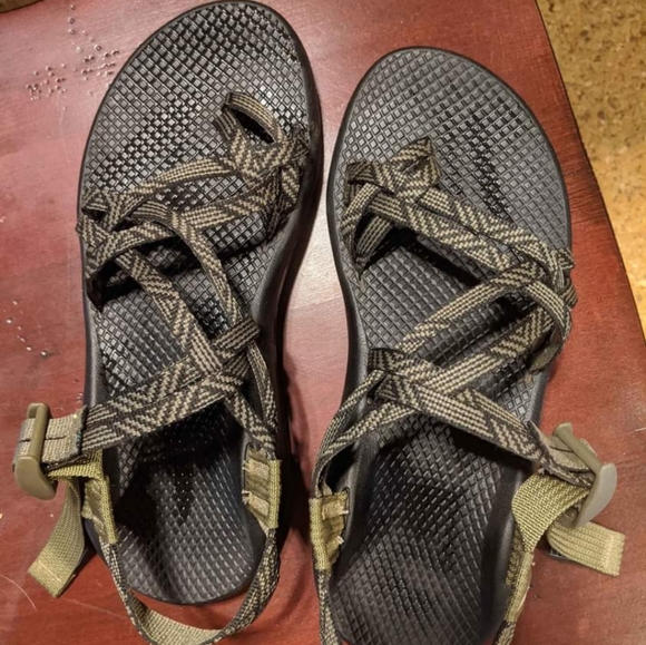 olive green chacos